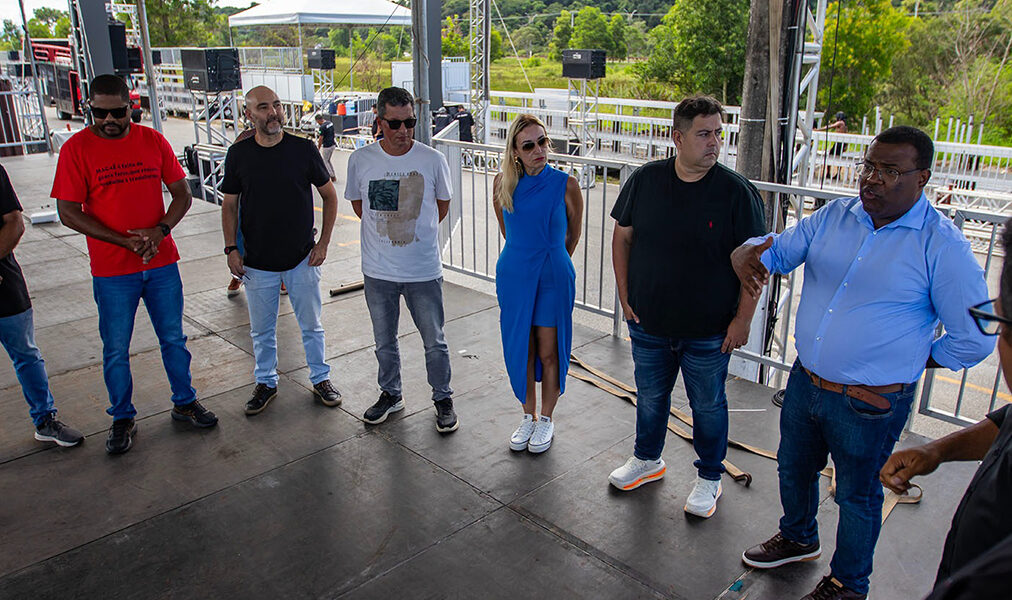 Carnaval fora de época de Macaé já está com estrutura montada para o público