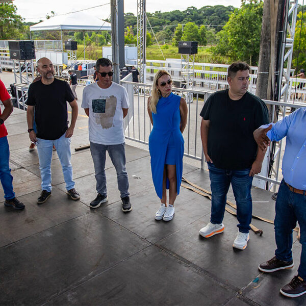 Carnaval fora de época de Macaé já está com estrutura montada para o público