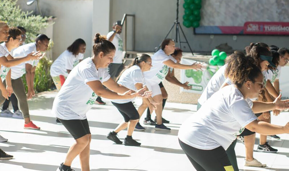 Moradores de Silva Jardim participam de evento em alusão ao Dia Mundial da Atividade Física