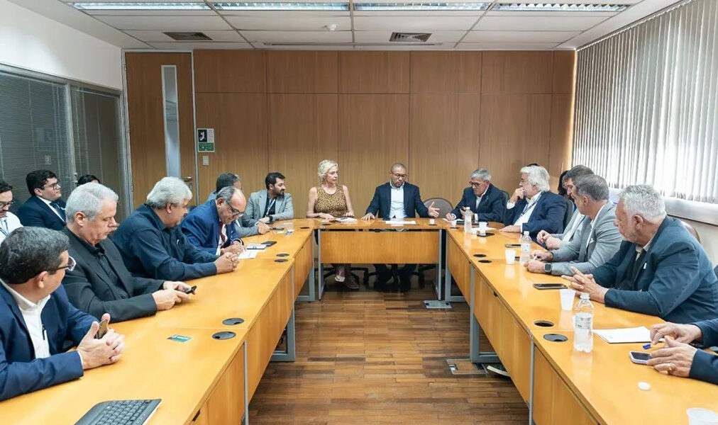 Cabo Frio amplia diálogo com Estado para impulsionar economia local