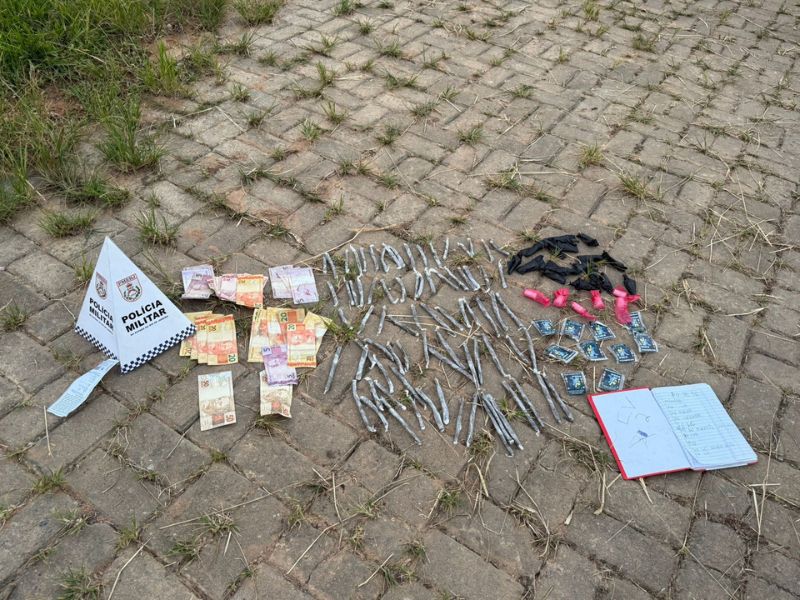 Traficante tenta fugir de moto e acaba preso pela PM em Rio das Ostras