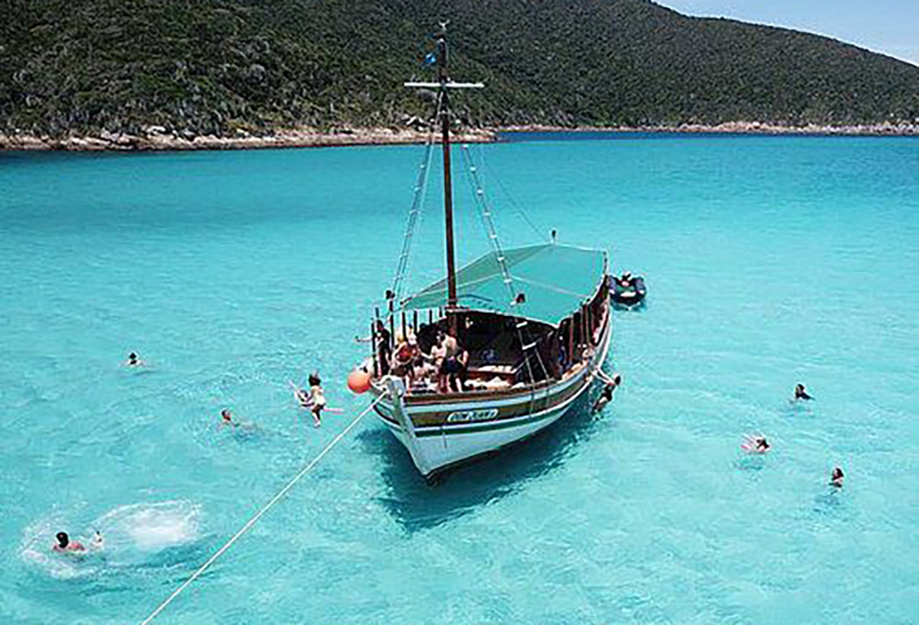Arraial do Cabo restringe acesso de veículos nas Prainhas do Pontal do Atalaia a partir de maio