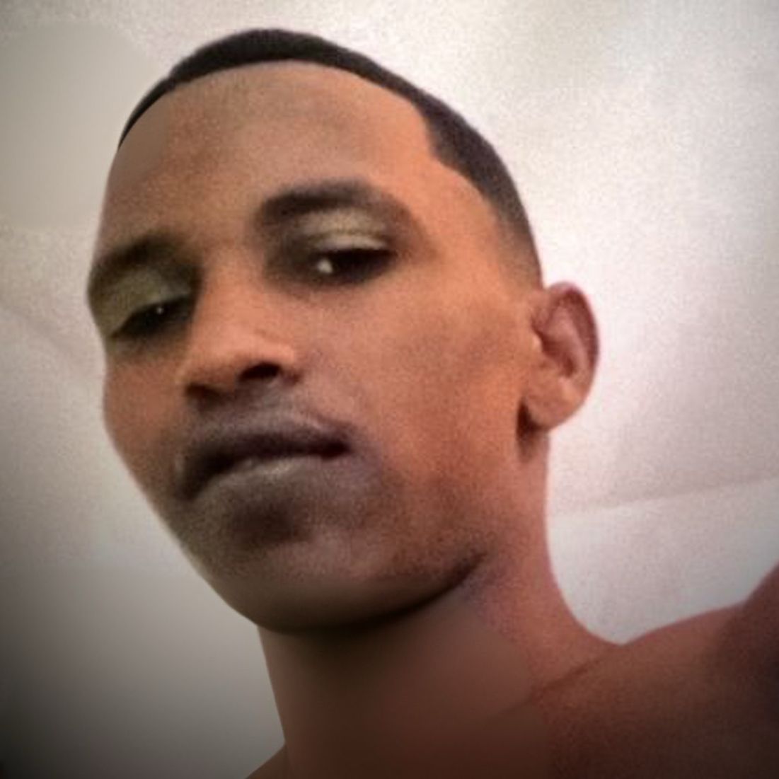 Jovem some e é encontrado morto em praia de Cabo Frio