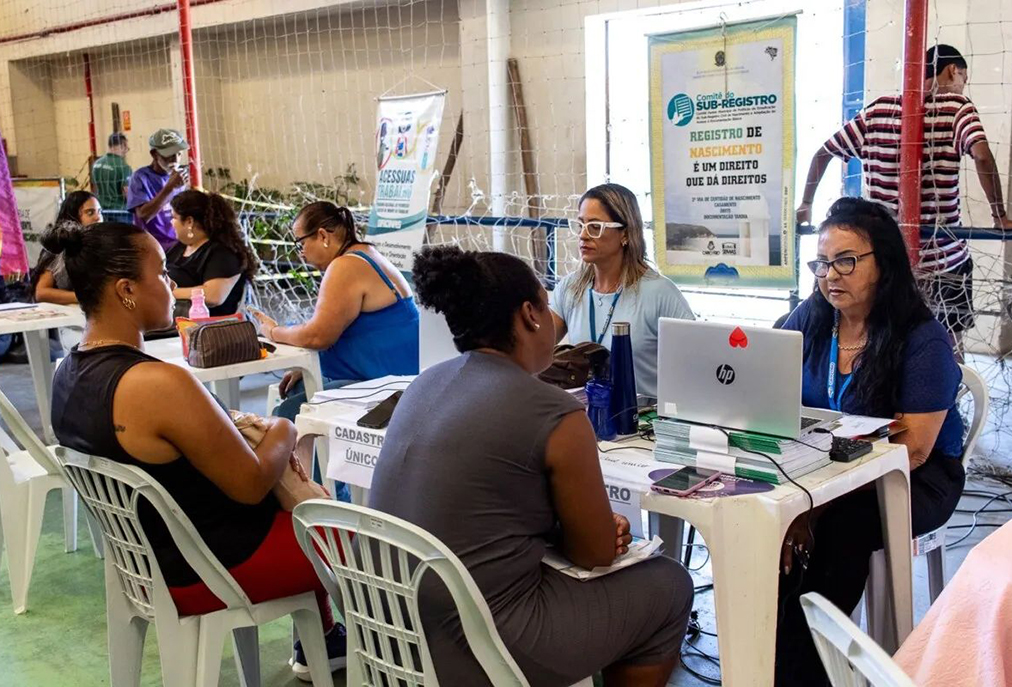 Mutirão em Tamoios facilita acesso a documentos e serviços gratuitos para a população