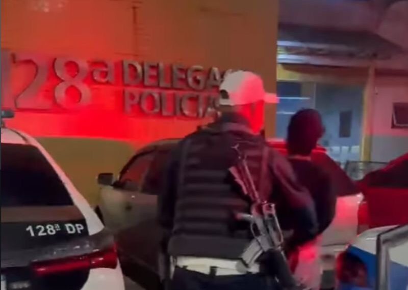 Mulher é presa em Rio das Ostras levando 7 kg de cocaína pura para Macaé