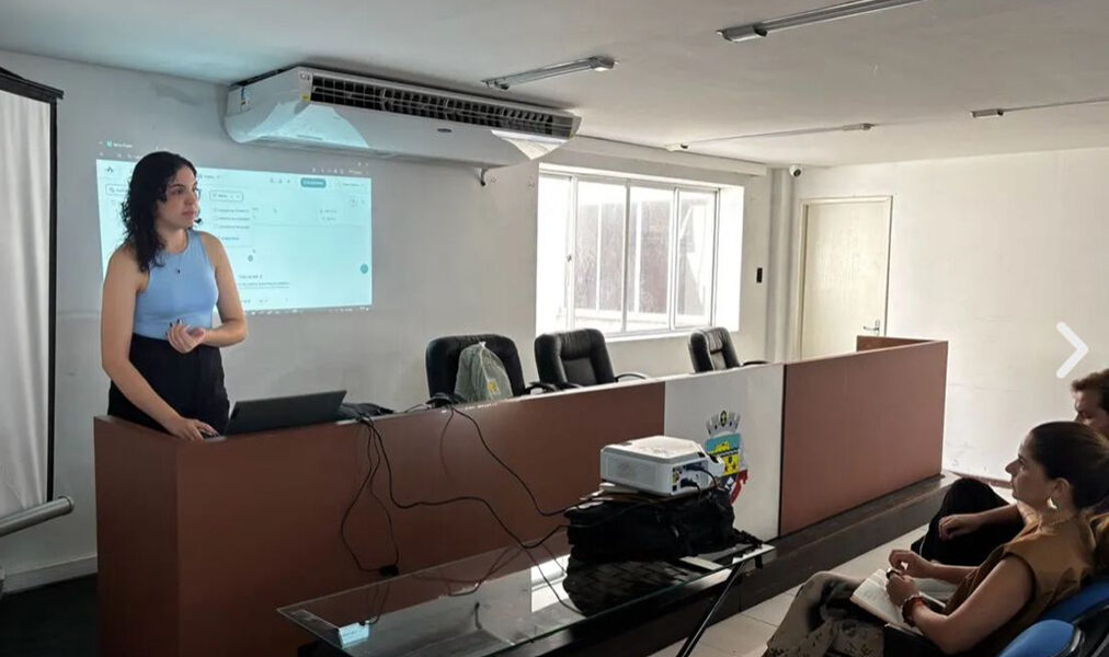 Cabo Frio capacita profissionais para uso de licenciamento digital e acelera processos