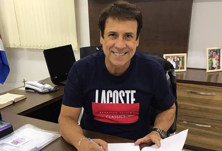 Multa não tira candidatura, diz Marquinho em vídeo