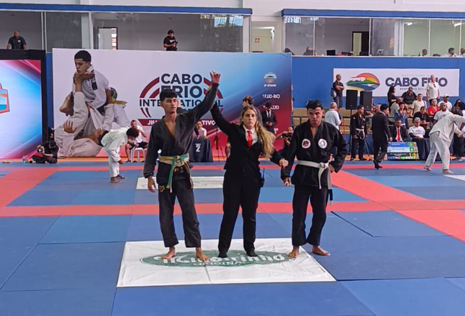 Projeto Cidadão do Futuro conquista nove medalhas em torneio de jiu-jitsu em Cabo Frio