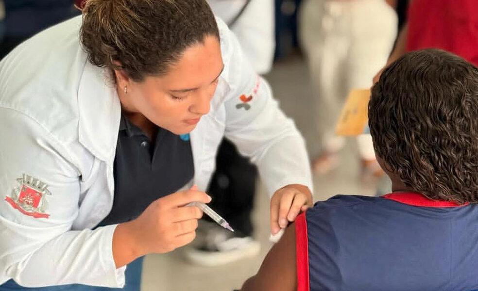 Vacina, exames e serviços gratuitos movimentam a Boa Vista neste sábado em Arraial do Cabo