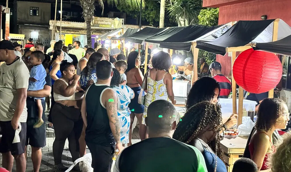 Fim de tarde com sabor e mpb! Feira da Massambaba agita Monte Alto neste sábado