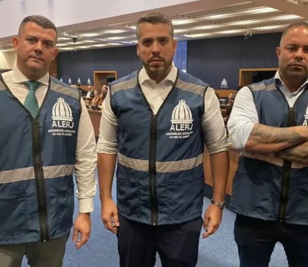 Justiça rejeita defesa e mantém proibição contra deputados em Campos