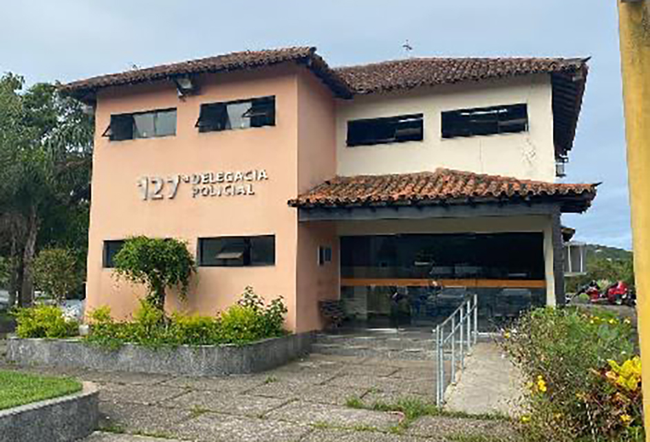 Briga termina com mulher esfaqueada em Búzios