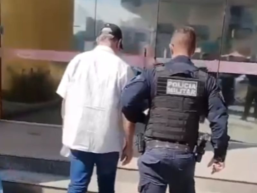 Homem foragido por estupro de vulnerável é preso em Barra de São João