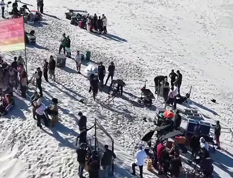 Equipe de filmagem movimenta Duna Mãe e intriga moradores em Cabo Frio