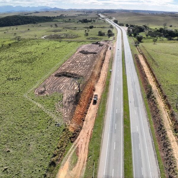 Novo espaço para caminhoneiros começa a ser construído em Carapebus