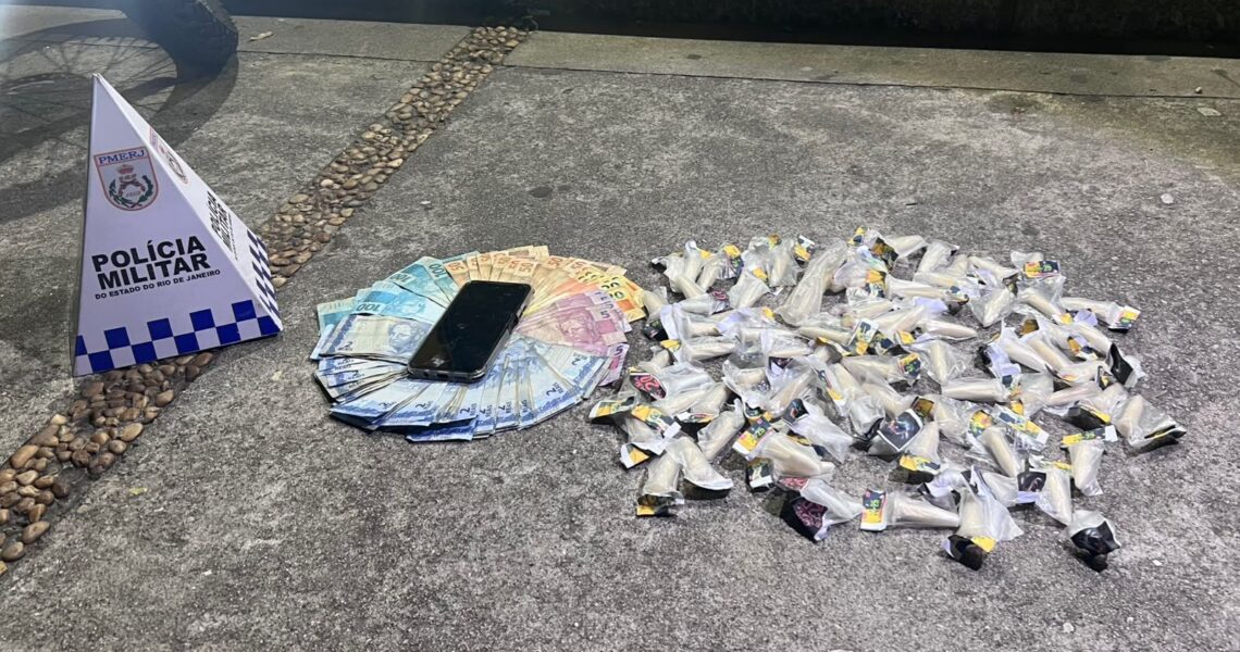Denúncia anônima leva à apreensão de adolescente com drogas em Macaé