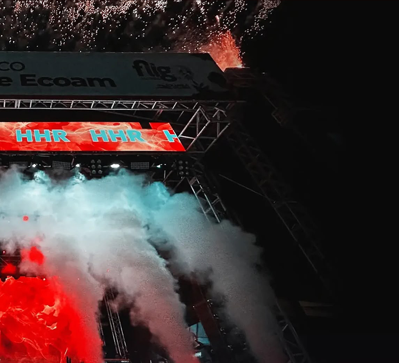 L7nnon encerra primeiro dia da FLIG 2026 com show em Iguaba Grande