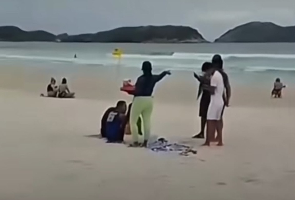 Cabo Frio registra confusão com faca envolvendo ambulante na Praia do Forte