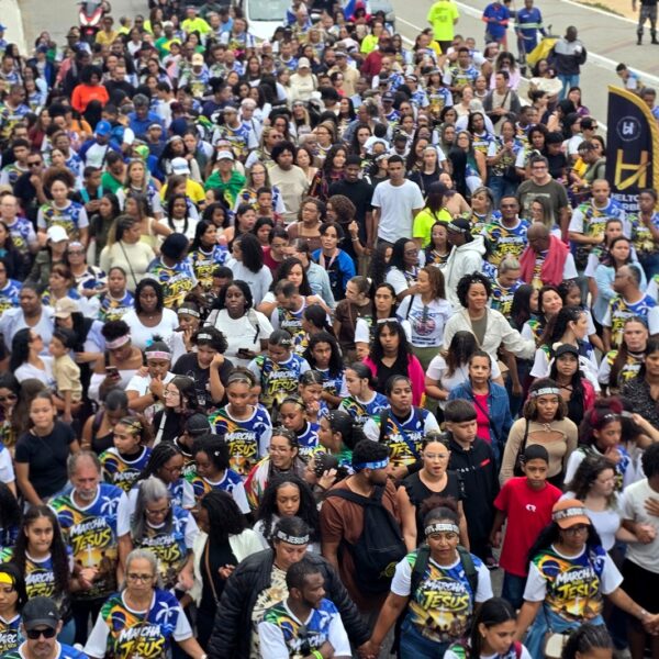 Marcha para Jesus transforma ruas de Macaé em palco de fé, louvor e celebração