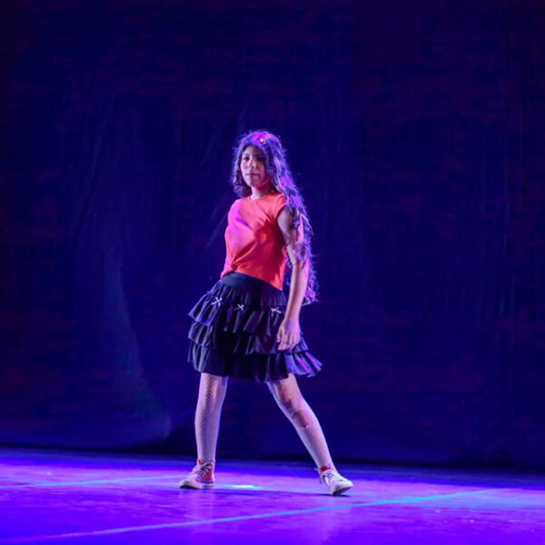Estudantes de Cabo Frio dão show na abertura do Festival de Dança