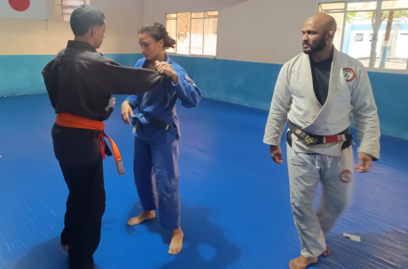 Fundação de Esportes de Campos oferece jiu-jitsu gratuito para crianças