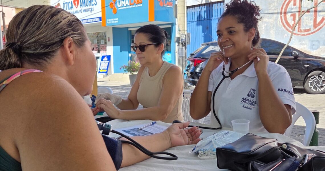 Arraial do Cabo realiza manhã de cuidados e prevenção na Praça do Guarani